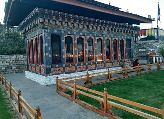 bhutan/samdrup-jongkhar-district/landmark/national-memorial-chhorten
