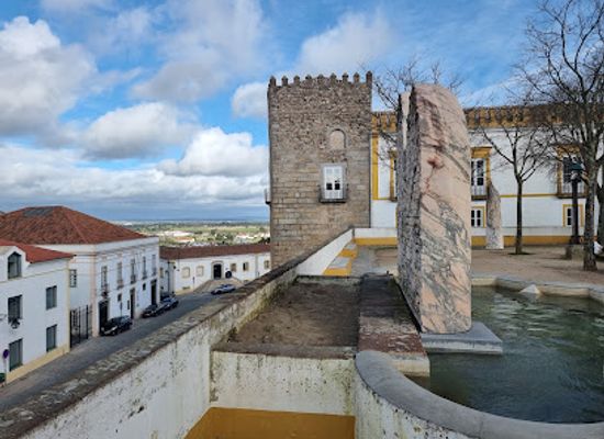 portugal/evora/landmark/torre-das-cinco-quinas