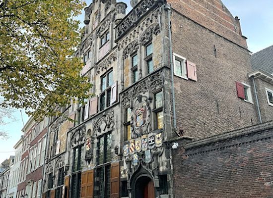 netherlands/delft/landmark/gemeenlandshuis-delft