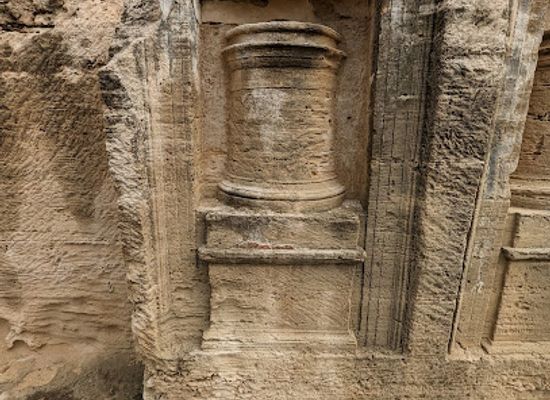 cyprus/paphos-forest/landmark/column-reliefs
