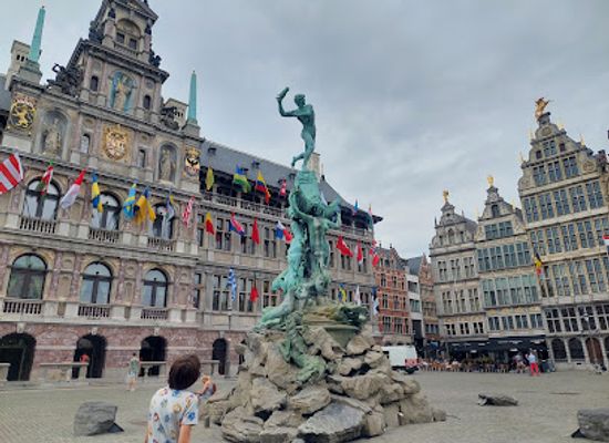 belgium/antwerp/landmark/antwerpen-a-la-carte