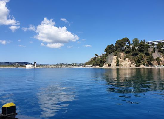 greece/corfu/landmark/corfu-pirate-ship-black-rose
