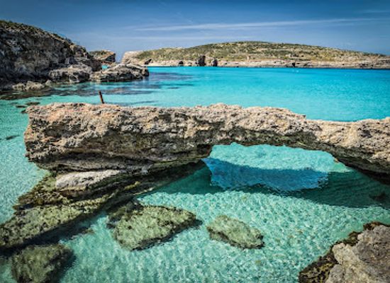 malta/gozo-and-comino/landmark/private-comino-blue-lagoon-malta-boat-trips-charters-tours