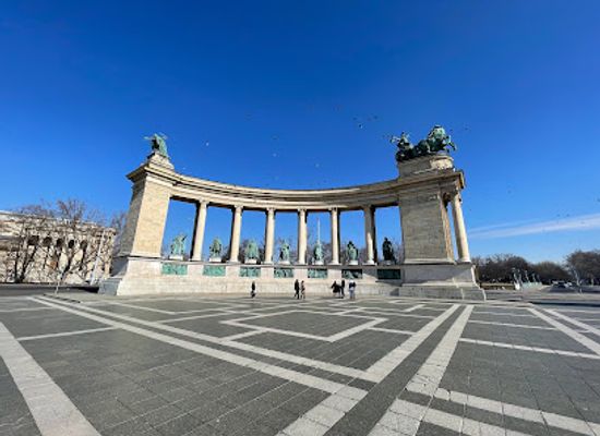 hungary/budapest/andrassy-avenue/landmark/millennium-monument