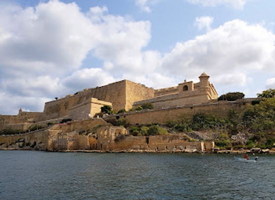 malta/valletta/landmark/vorwall-st-michael