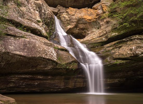ohio/hocking-hills/landmark/cedar-falls