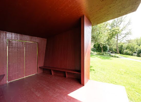 switzerland/zug/landmark/hutte-von-thomas-schutte