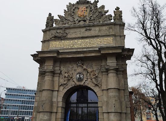 poland/szczecin/landmark/harbour-gate