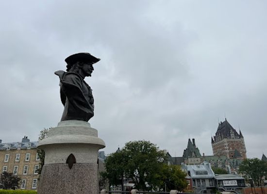 canada/quebec/landmark/governors-promenade