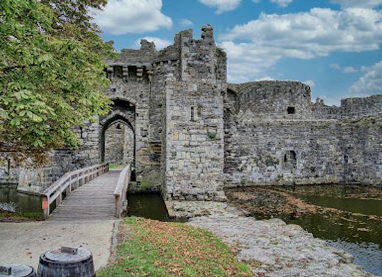 united-kingdom/gwent/attraction/beaumaris-castle-2