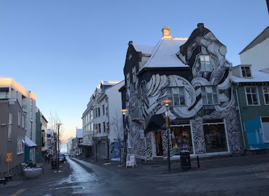 iceland/reykjavik-capital-area/landmark/viking-mural