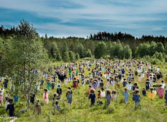 finland/kainuu/landmark/hiljaisen-kansan-tilataideteos-the-silent-people