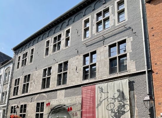 germany/aachen/landmark/international-newspaper-museum