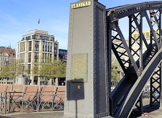 germany/hamburg/landmark/brooksbrucke