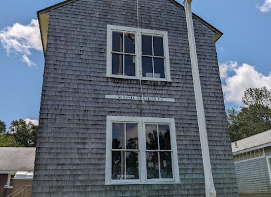 rhode-island/east-greenwich/landmark/new-england-wireless-steam-museum