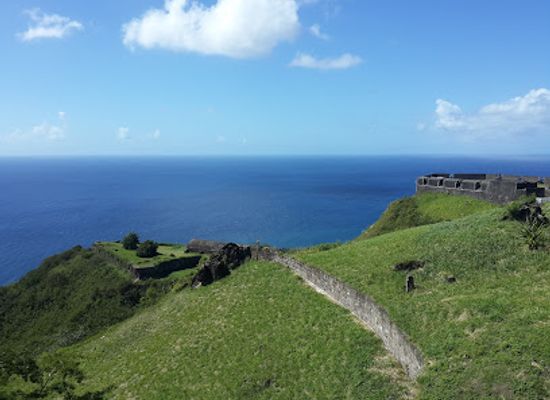 saint-kitts-and-nevis/black-rocks/landmark/st-kitts-nevis-independence-square