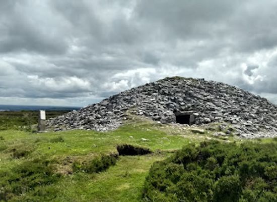 ireland/county-leitrim/landmark/carrowkeel-passage-tombs