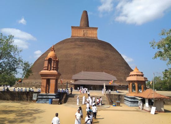 sri-lanka/cultural-triangle/landmark/mirisawetiya