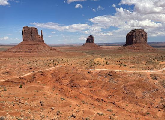 arizona/monument-valley/landmark/monument-valley-view-point
