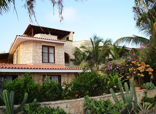 cabo-verde/sal-rei/landmark/guest-house-orquidea