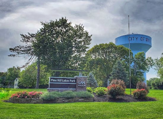 ohio/mason/landmark/pine-hill-lakes-park