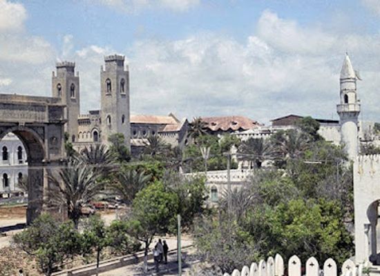 somalia/mogadishu/landmark/the-tomb-of-the-unknown-soldier