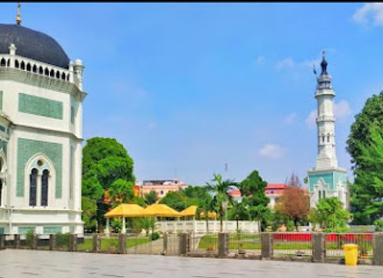 indonesia/medan/landmark/minaret-van-al-mashoen-moskee