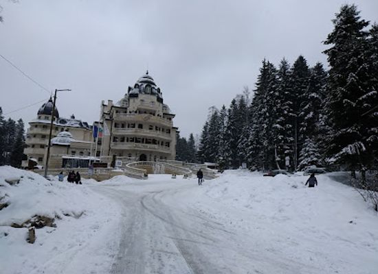 bulgaria/borovets/landmark/mamacita-s-winter-mexi-restaurant
