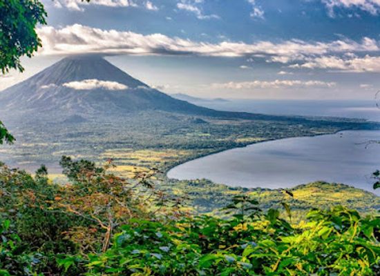 nicaragua/northern-region/landmark/lake-nicaragua
