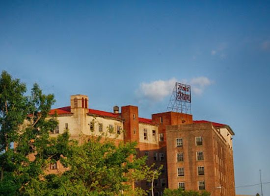 arkansas/texarkana/landmark/hotel-grim