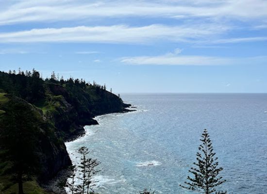 norfolk-island/mount-pitt/landmark/cockpit-waterfall