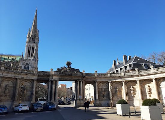 france/nancy/landmark/porte-de-la-craffe