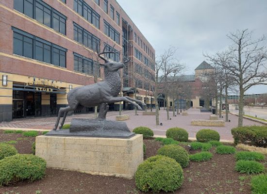 illinois/quad-cities/landmark/john-deere-pavilion