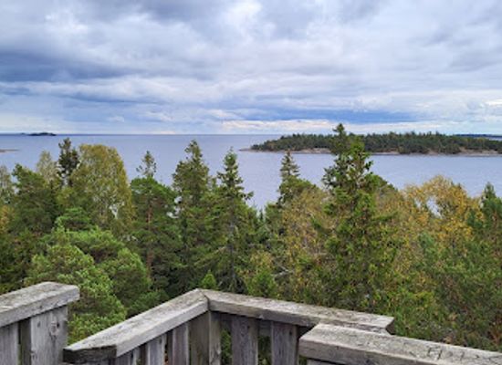 finland/espoo/landmark/stora-herro