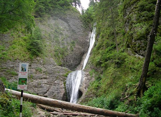 romania/ceahlau-national-park/landmark/cascada-duruitoarea