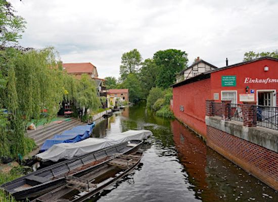germany/spreewald/landmark/sagenhafter-brunnen