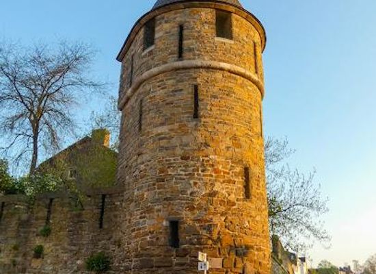 belgium/hasselt/landmark/jekertoren
