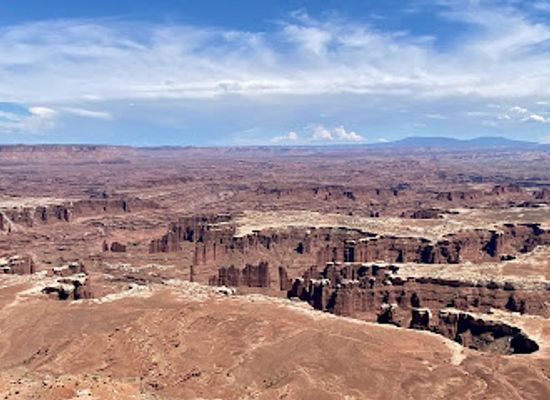 utah/canyonlands/landmark/confluence-overlook