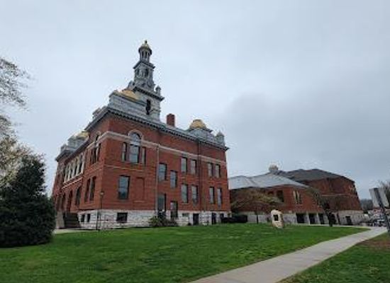 tennessee/knoxville/landmark/sevier-county-courthouse
