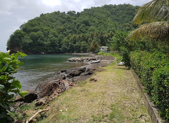 saint-vincent-and-the-grenadines/dark-view-falls/landmark/wallilabou-river