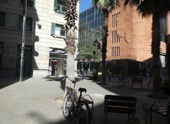 spain/barcelona/landmark/placa-lluis-millet