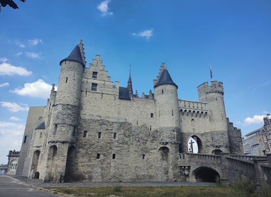belgium/hesbaye/landmark/het-steen