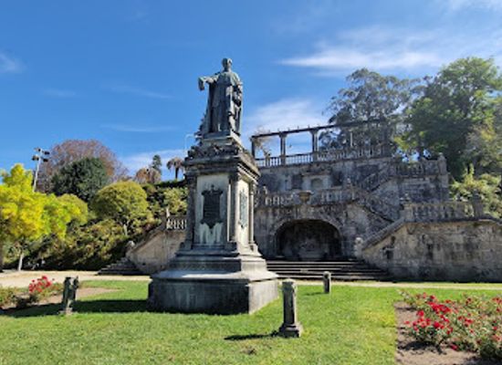 spain/santiago-de-compostela/landmark/monumento-a-manuel-ventura-figueroa