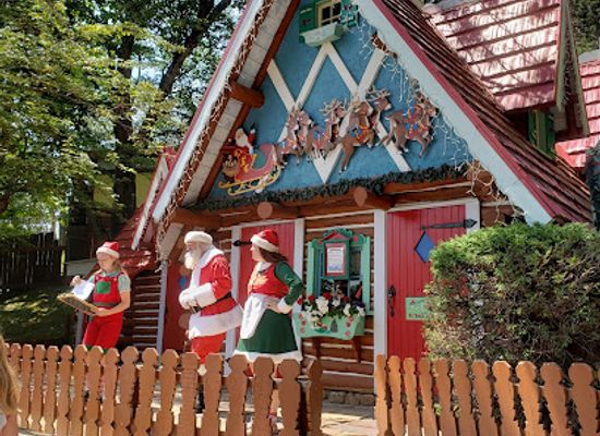 new-york/lake-placid/landmark/santa-s-workshop-north-pole-ny