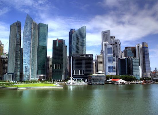 singapore/central-business-district/landmark/spectra-a-light-water-show