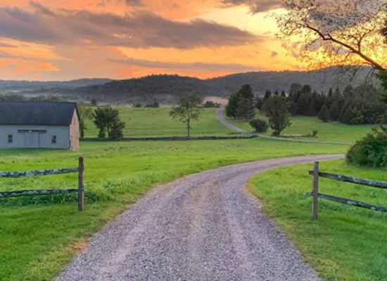 connecticut/litchfield-hills/landmark/happening-in-the-hills-llc