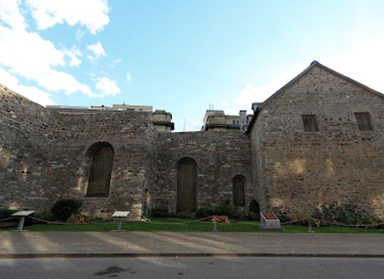 canada/monteregie/landmark/maison-de-mere-d-youville