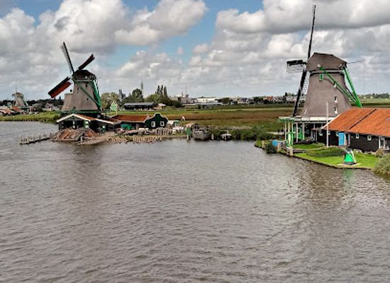 netherlands/zaanstreek/landmark/paintmill-de-kat