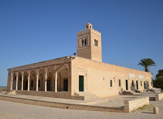 tunisia/the-nefzaoua/landmark/ribat-of-monastir