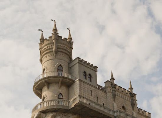 ukraine/pryazovia/landmark/swallow-s-nest